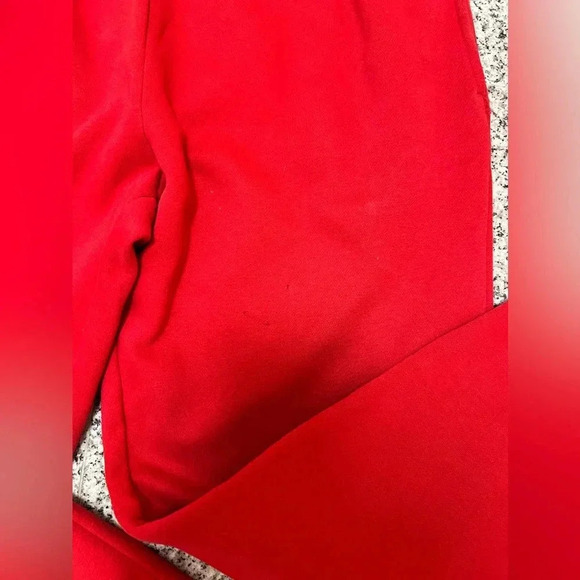 Gap soft jogger pants Size small, great condition. See pictures for details! - Picture 3 of 7